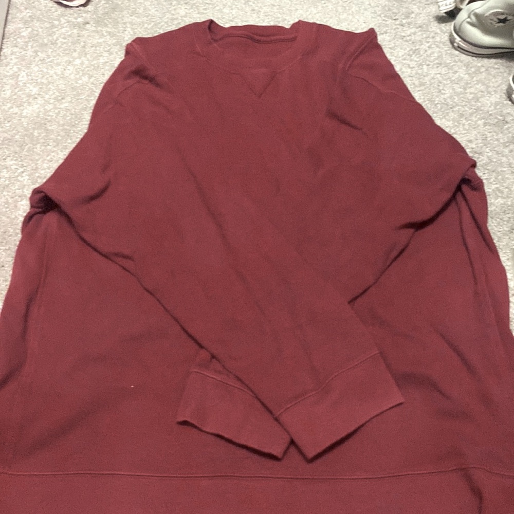 maroon crewneck